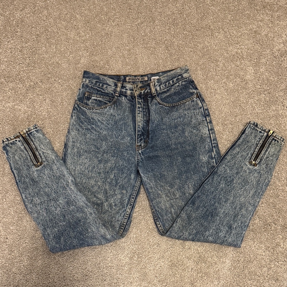 JORDACHE VINTAGE TAPERED Blue Denim Jeans with Ankle Zipper Details